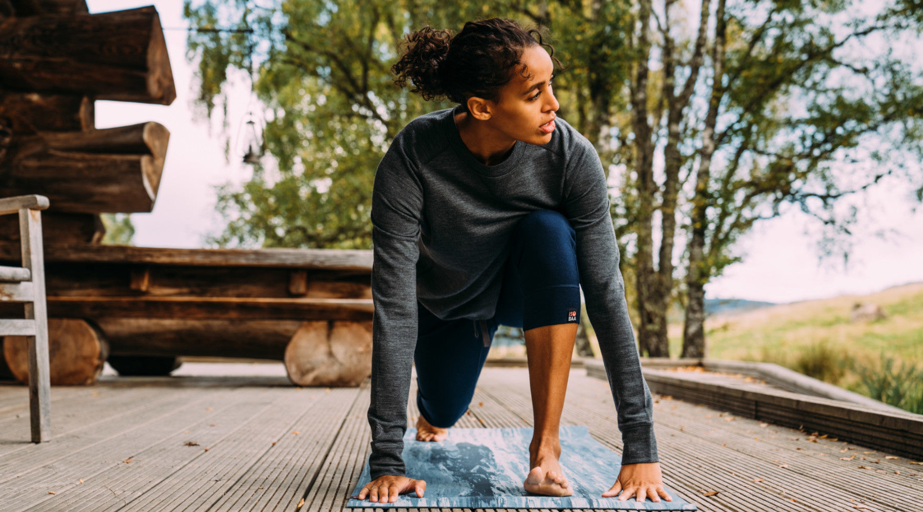 Isobaa Merino Womens Lounge Cuffed 3/4 Joggers and 180 Long Sleeve Crew Top