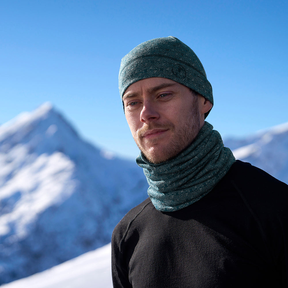 Isobaa Merino Blend 250 Geometric Jacquard Beanie (Petrol/Ocean)