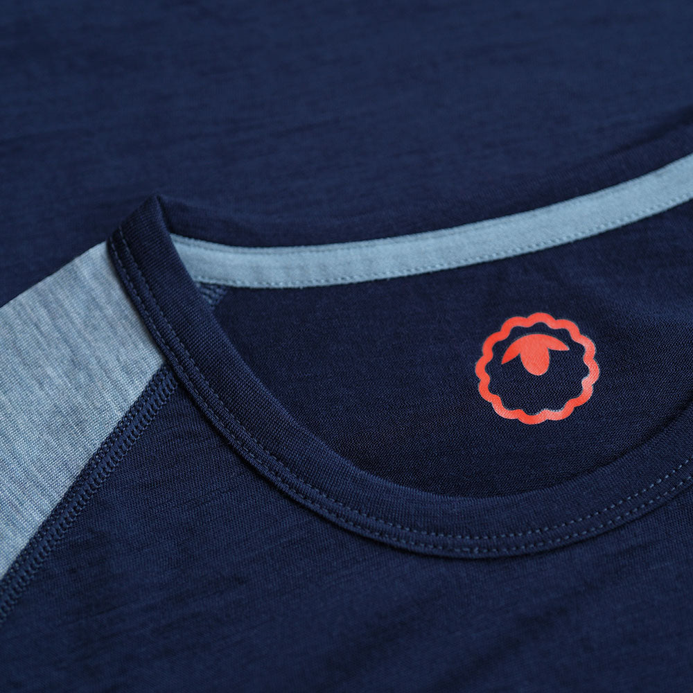 Isobaa | Mens Merino 150 Raglan Baseball Tee (Navy/Sky) | Layer for adventure with Isobaa's superfine Merino Tee.