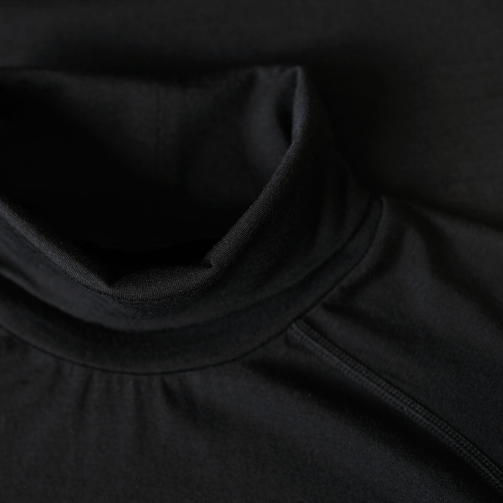 Isobaa | Womens 160 Merino Active Roll Neck (Black) | Embrace the chill in style with our Women's 160 Merino Active Roll Neck, crafted from 160g 18.5 micron superfine merino wool