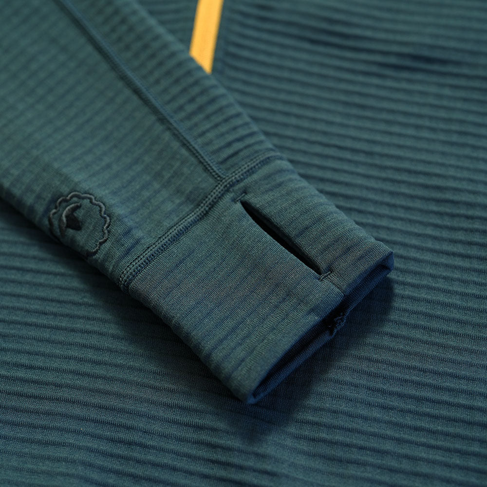 Isobaa | Womens 260 Merino Blend Grid Fleece (Petrol) | Stay warm and comfortable during your cold-weather activities with the 260 Merino Blend Grid Fleece Half Zip