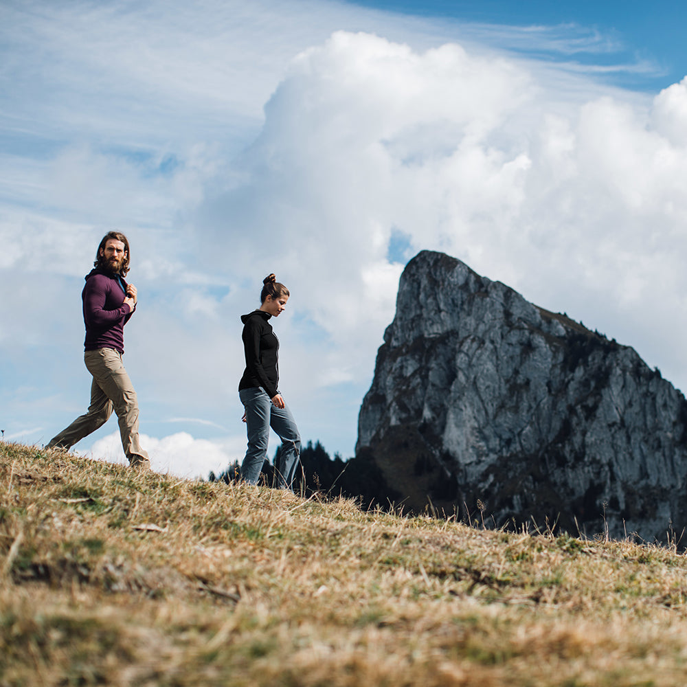 Isobaa | Womens Merino 260 Casual Hoodie (Black) | The best in warmth and versatility: Isobaa 260gm midweight Merino wool hoodie. | Model: Jess