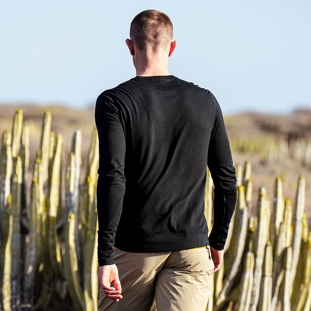 Mens 120 Ultrafine LS Crew (Black) | Model: Barnaby