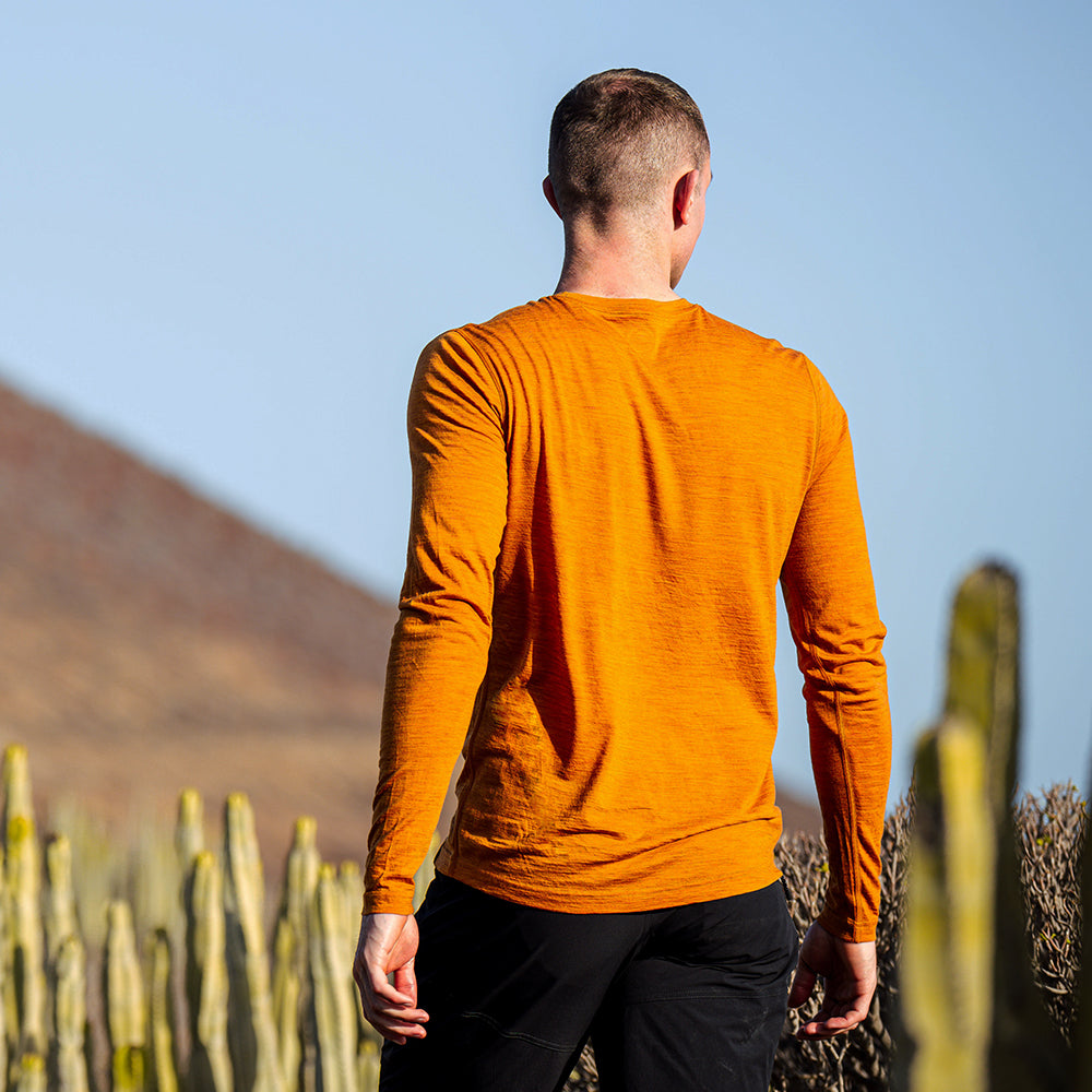 Mens 120 Ultrafine LS Crew (Spice) | Model: Barnaby