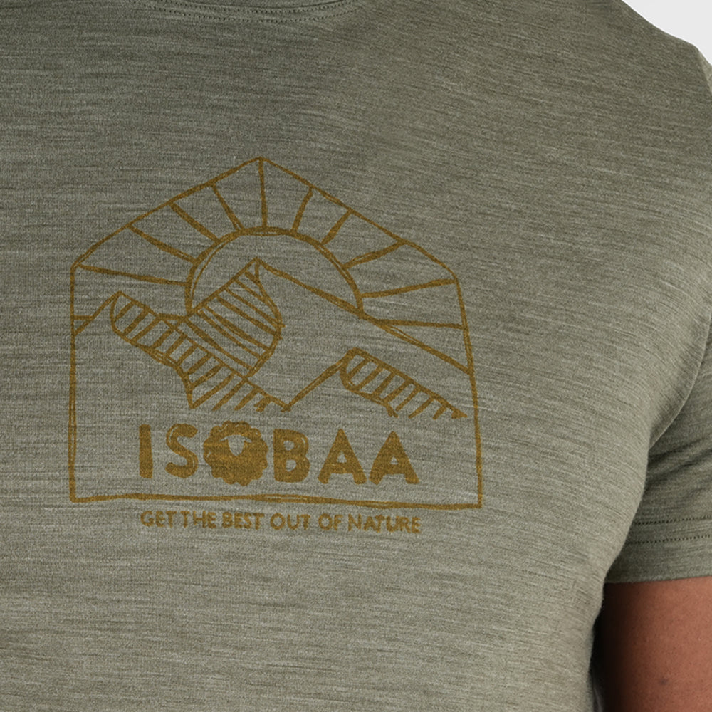 Mens Merino 150 Sketched Sunset Tee (Olive/Dull Gold)