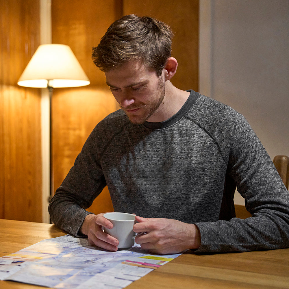 Mens Merino Blend 250 Geometric Jacquard Long Sleeve Crew (Smoke/Charcoal) | Model: Joss