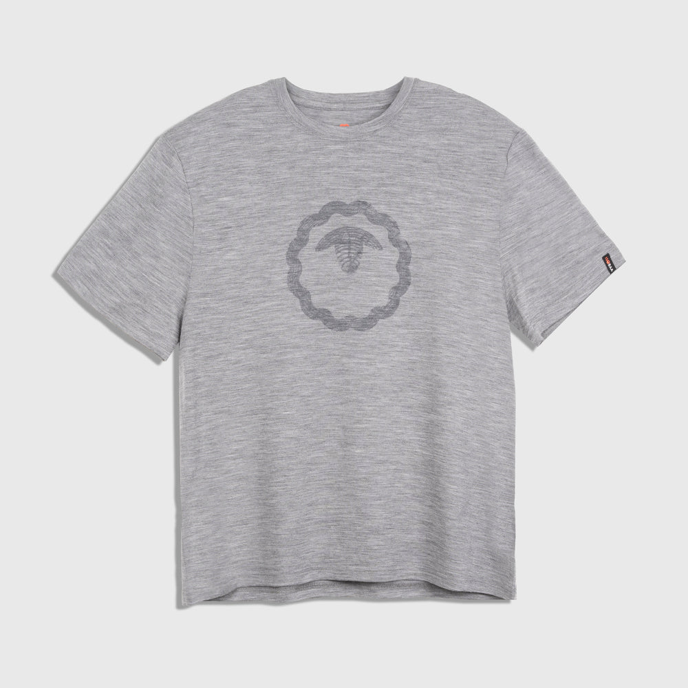 Mens Merino 150 Emblem Relaxed Tee (Charcoal/Smoke)
