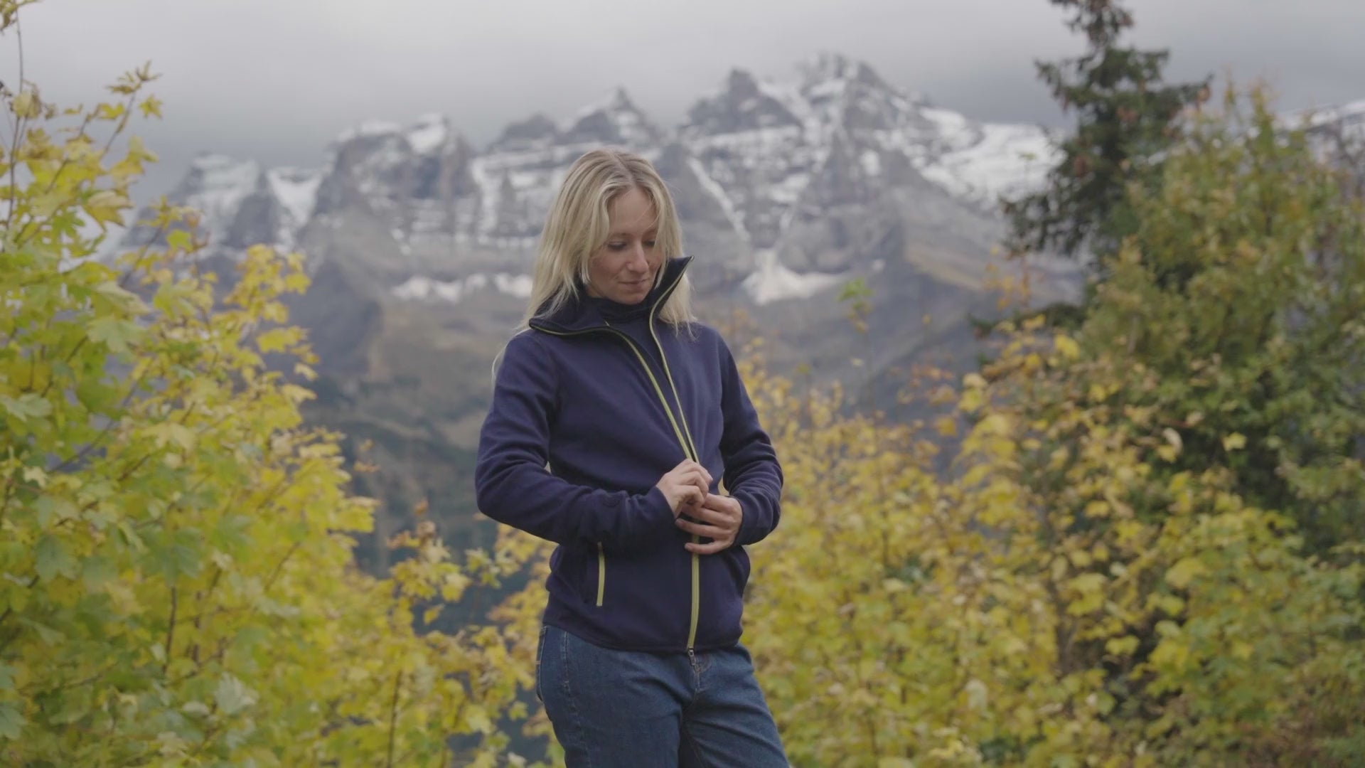 Isobaa | Womens 320 Merino Full Zip (Navy/Lime) | Step into a new level of comfort and versatility with our 320 Merino Full Zip Jacket | align: 45% 60% | Model: Estelle