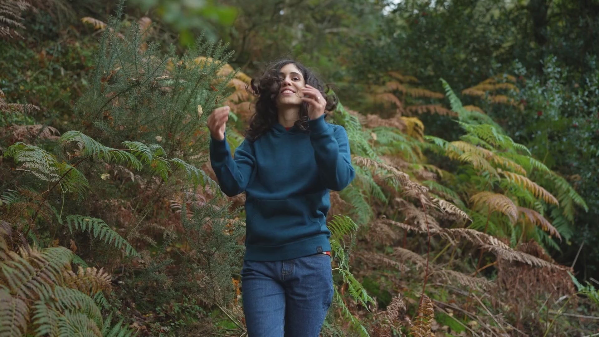 Isobaa | Womens LUX Hoodie (Petrol/Sky) | Discover the pinnacle of comfort with Isobaa's 100% Merino double-knit hoodie. | align: 40% 50% | Model: Clémentine
