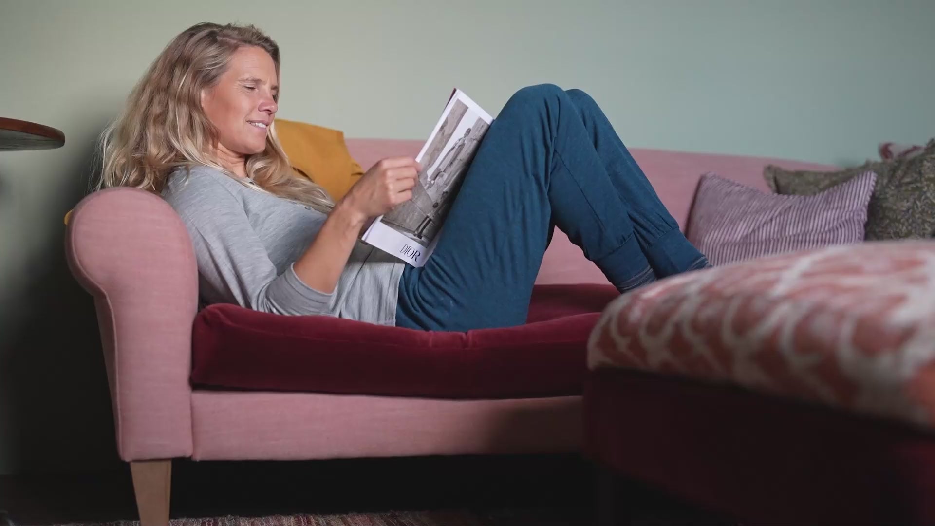 Isobaa | Womens Merino Blend 200 PJ Joggers (Petrol) | Our superfine Merino blend joggers. | align: 55% 50% | Model: Amy