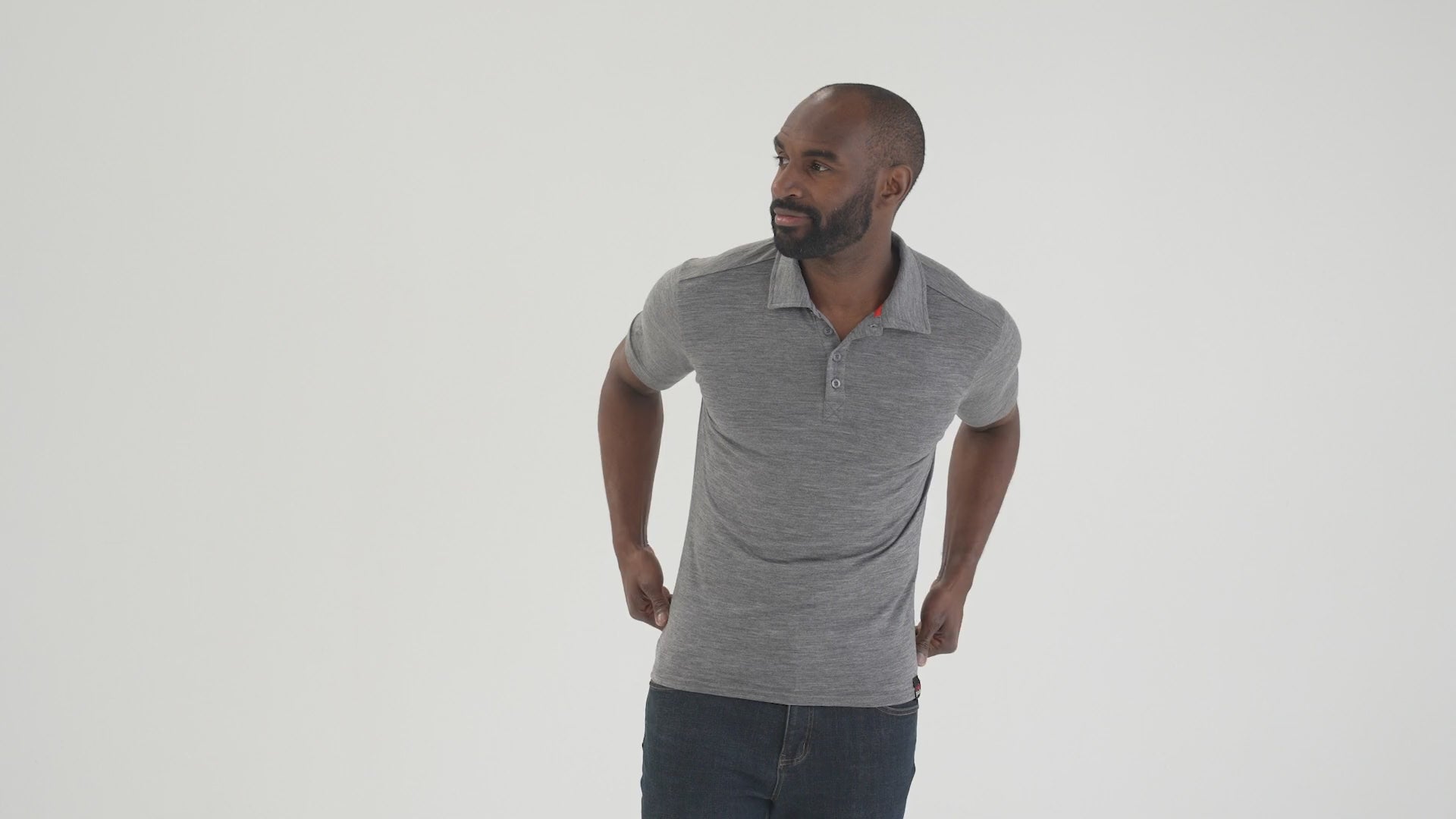 Mens Merino 180 Short Sleeve Polo Shirt (Charcoal) | Model: Michael