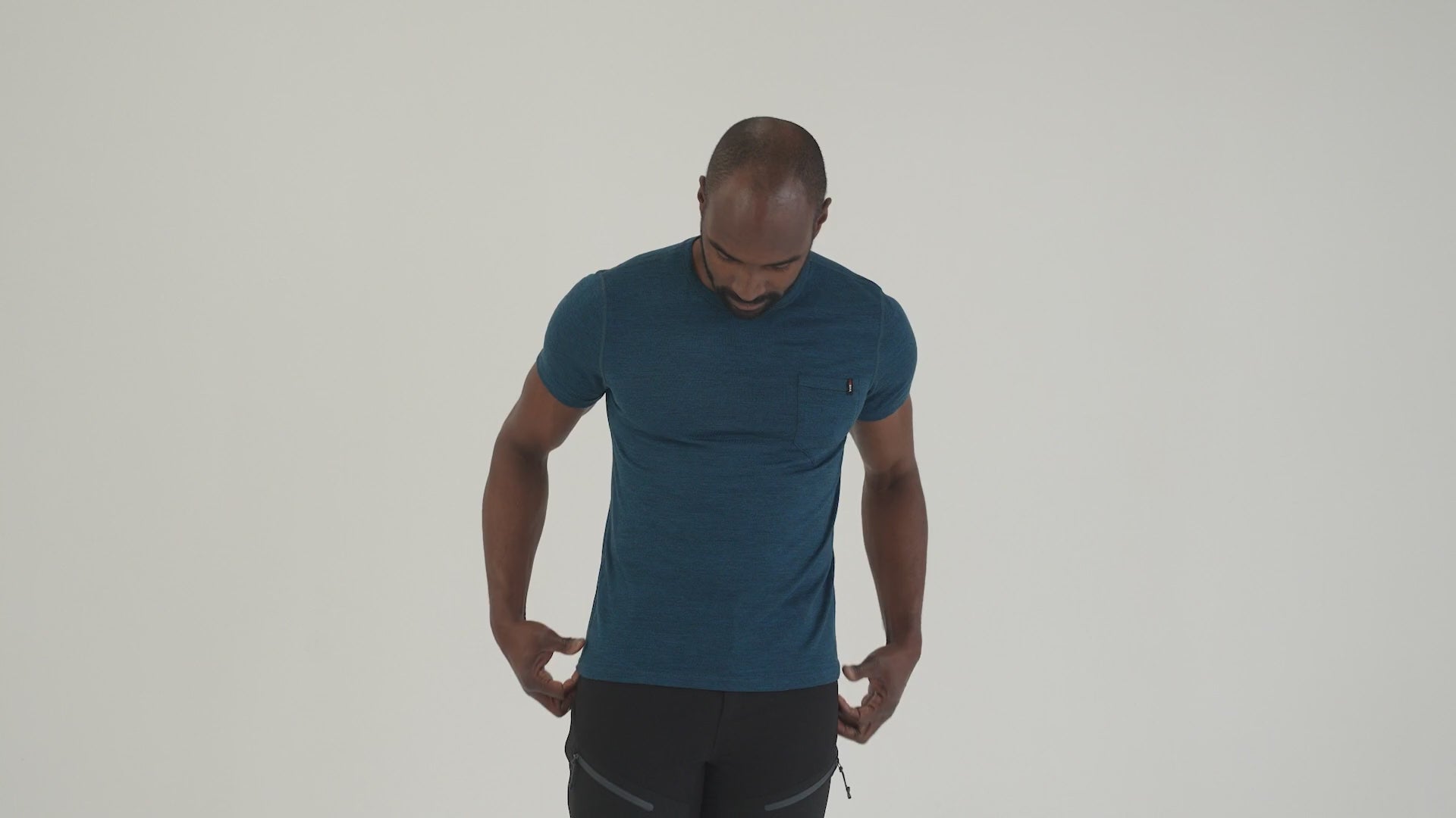 Mens Merino 150 Pocket Tee (Petrol) | Model: Michael