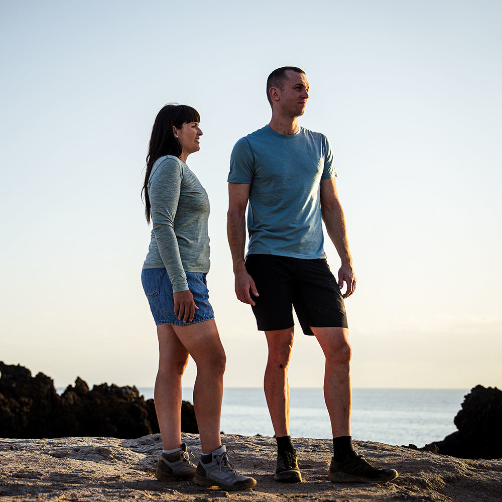 Womens 120 Ultrafine LS Crew (Agave) | Model: Isabel
