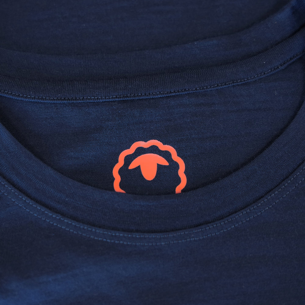 Isobaa Womens Merino 150 Sunset T-Shirt (Navy/White)
