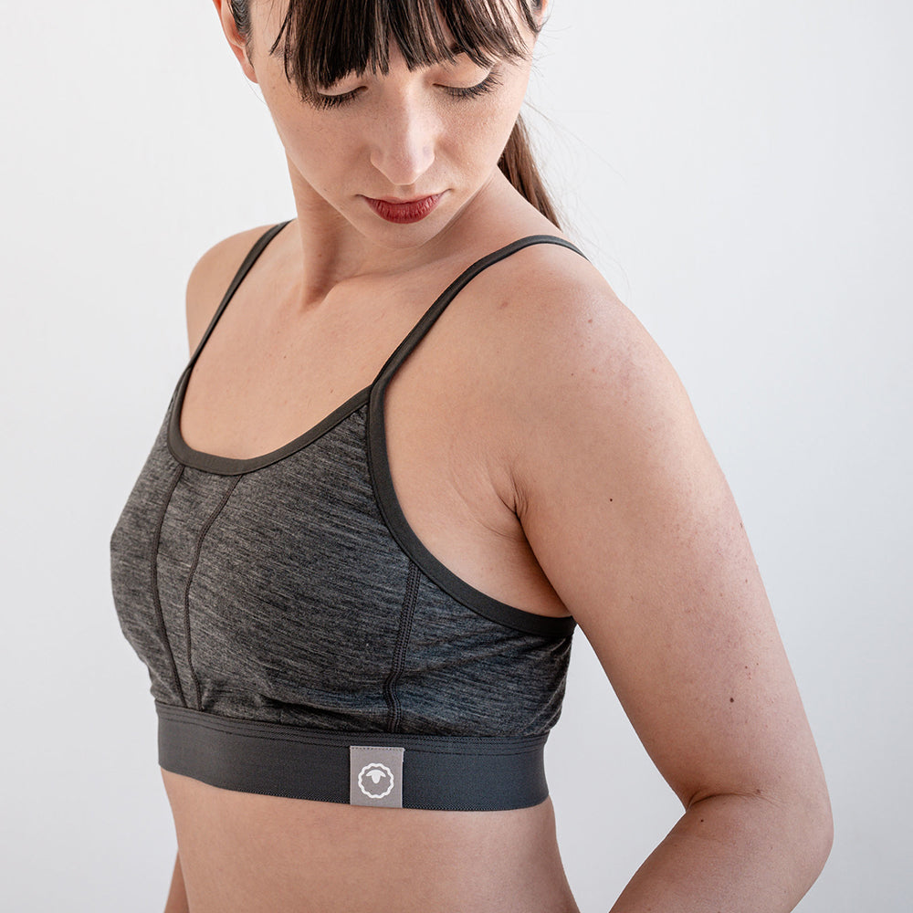 Womens Merino Blend 160 Crop Top (Smoke Melange) | Model: SS25-1