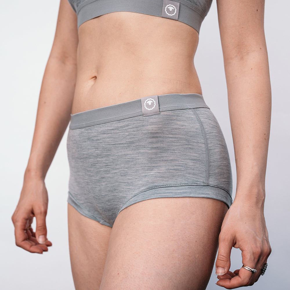Womens Merino Blend 160 Hipster Knickers (Cloud Melange) | Model: SS25-1
