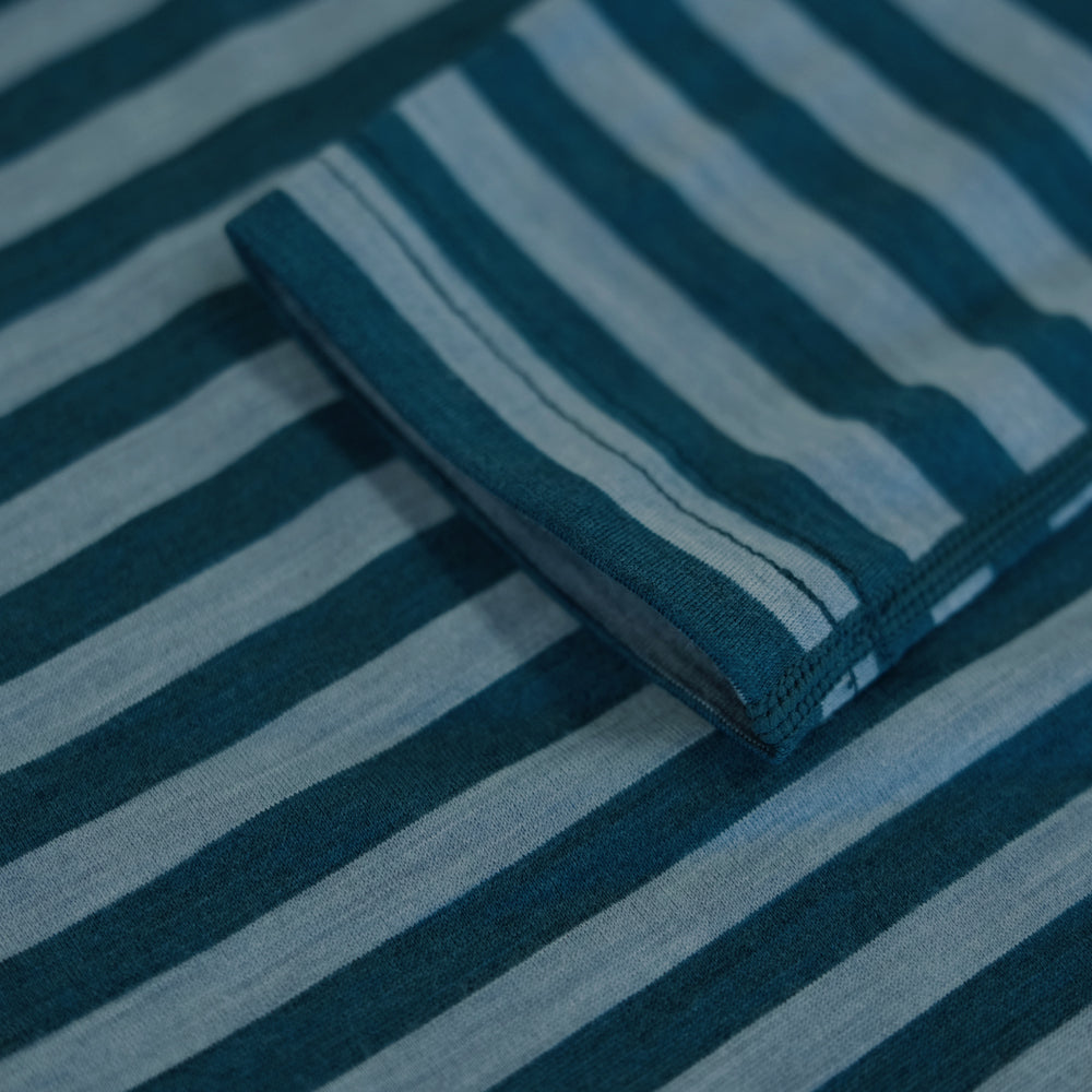 Isobaa | Womens Merino 180 Long Sleeve Crew (Petrol/Sky) | Get outdoors with the ultimate Merino wool long-sleeve top.