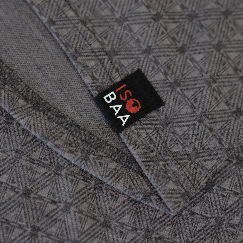Womens Merino Blend 250 Geometric Jacquard Long Sleeve Crew (Smoke/Charcoal)