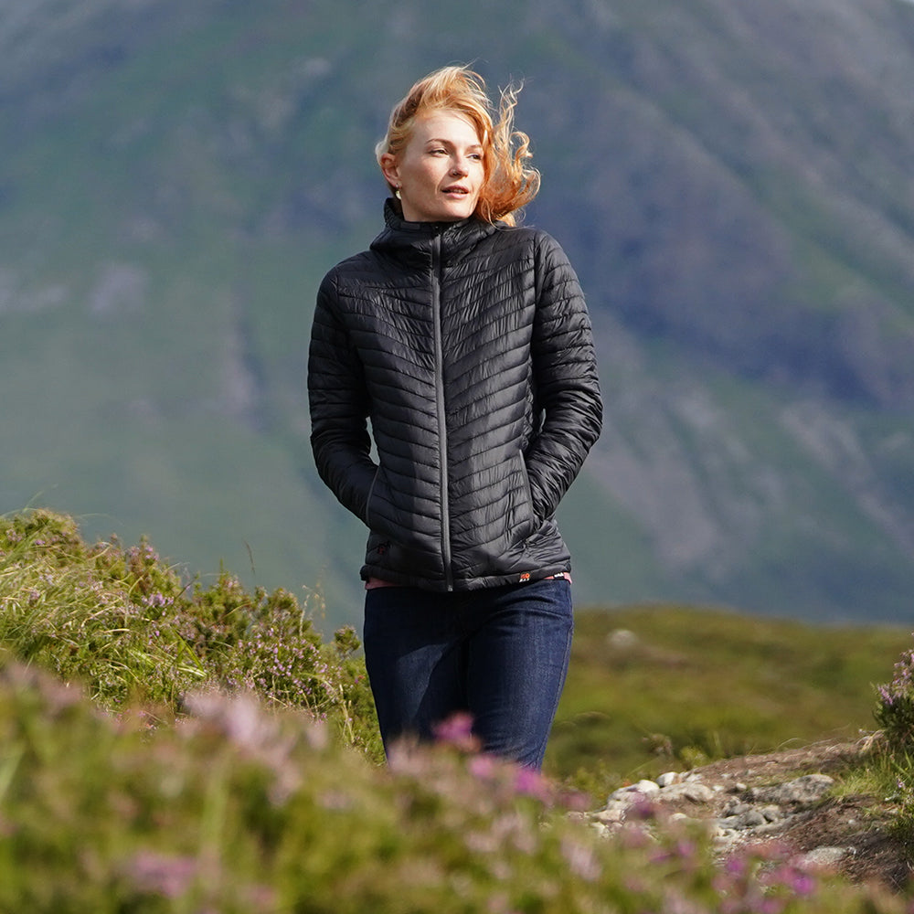 Isobaa Womens Merino Wool Insulated Jacket (Black/Smoke) | Model: Emma