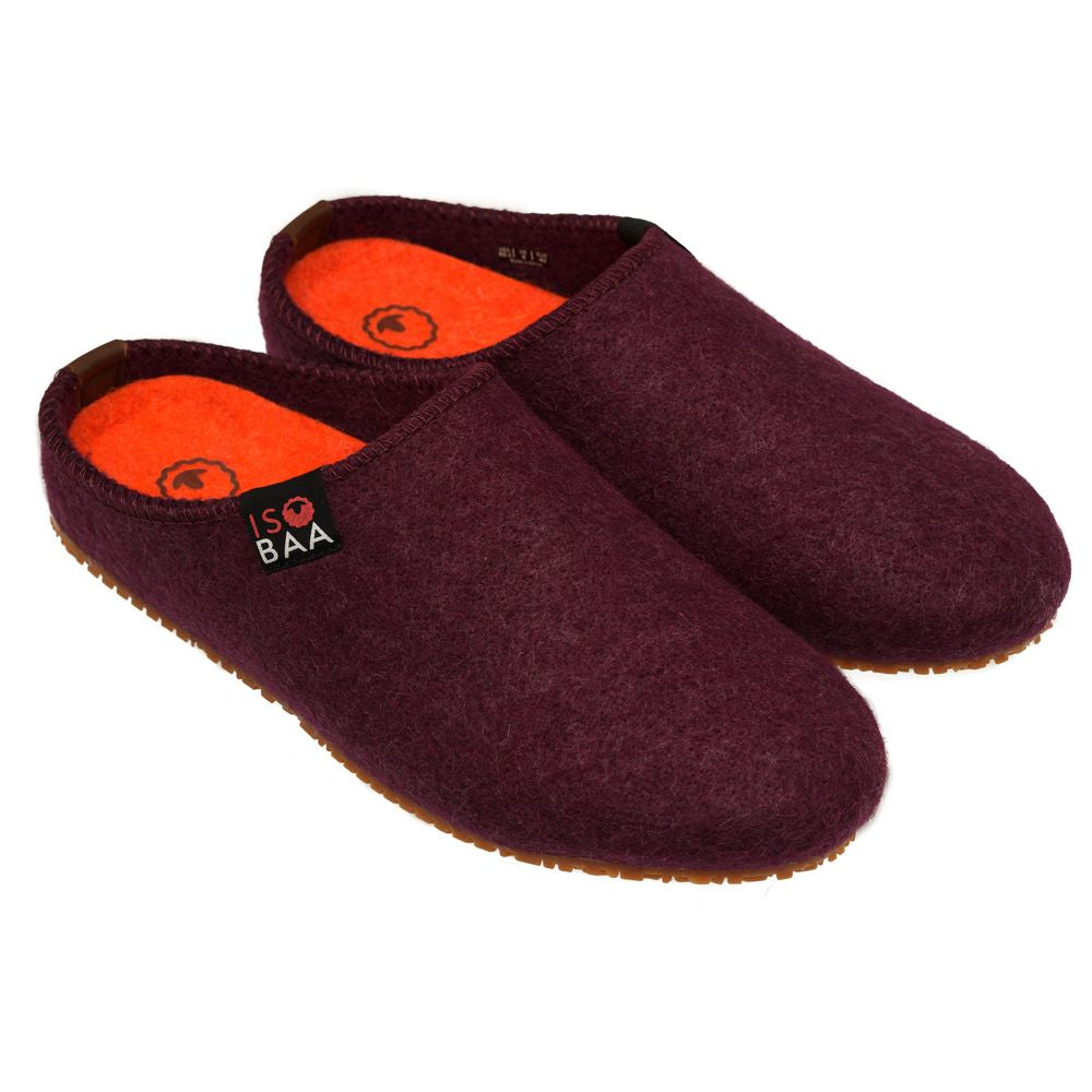 Isobaa | Merino Wool Blend Slippers (Wine/Orange) | Comfort that lasts – Isobaa's Merino blend slippers are your companions for relaxation both indoors and out.