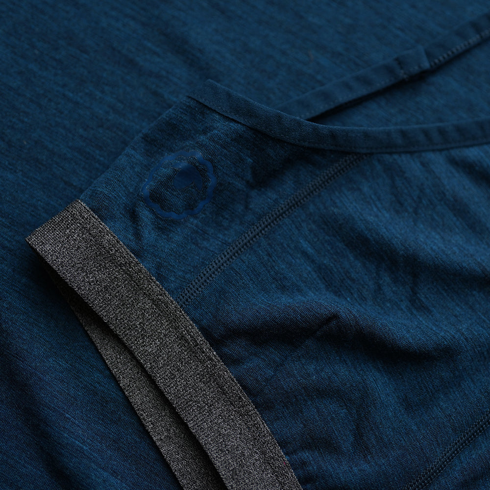 Isobaa | Womens Merino Blend 160 Crop Top (Petrol) | Discover the ultimate base layer with Isobaa's Merino blend crop top.