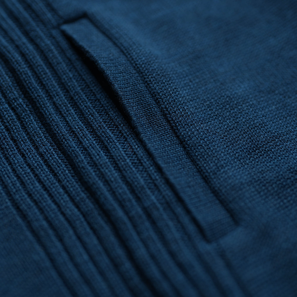 Isobaa | Mens Merino Zip Sweater (Petrol) | Discover exceptional warmth, comfort, and everyday versatility with our extrafine Merino wool sweater.