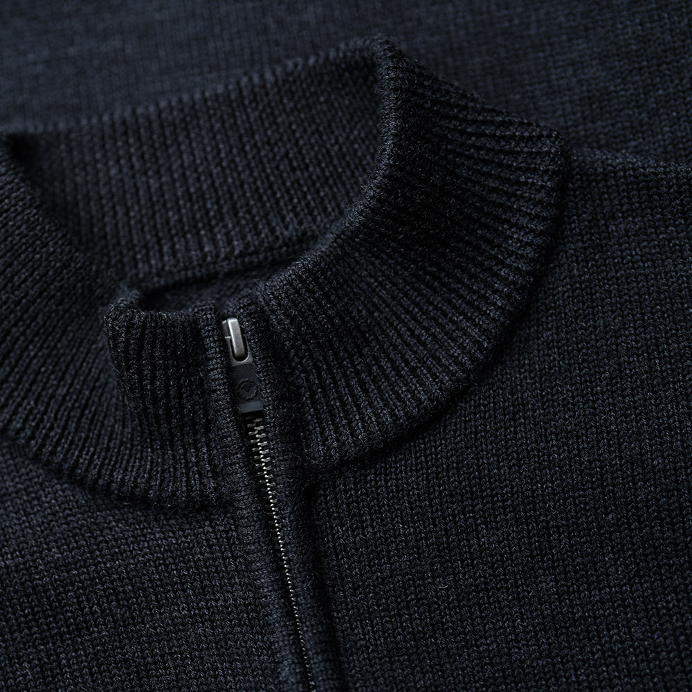 Isobaa | Mens Merino Zip Sweater (Black) | Discover exceptional warmth, comfort, and everyday versatility with our extrafine Merino wool sweater.