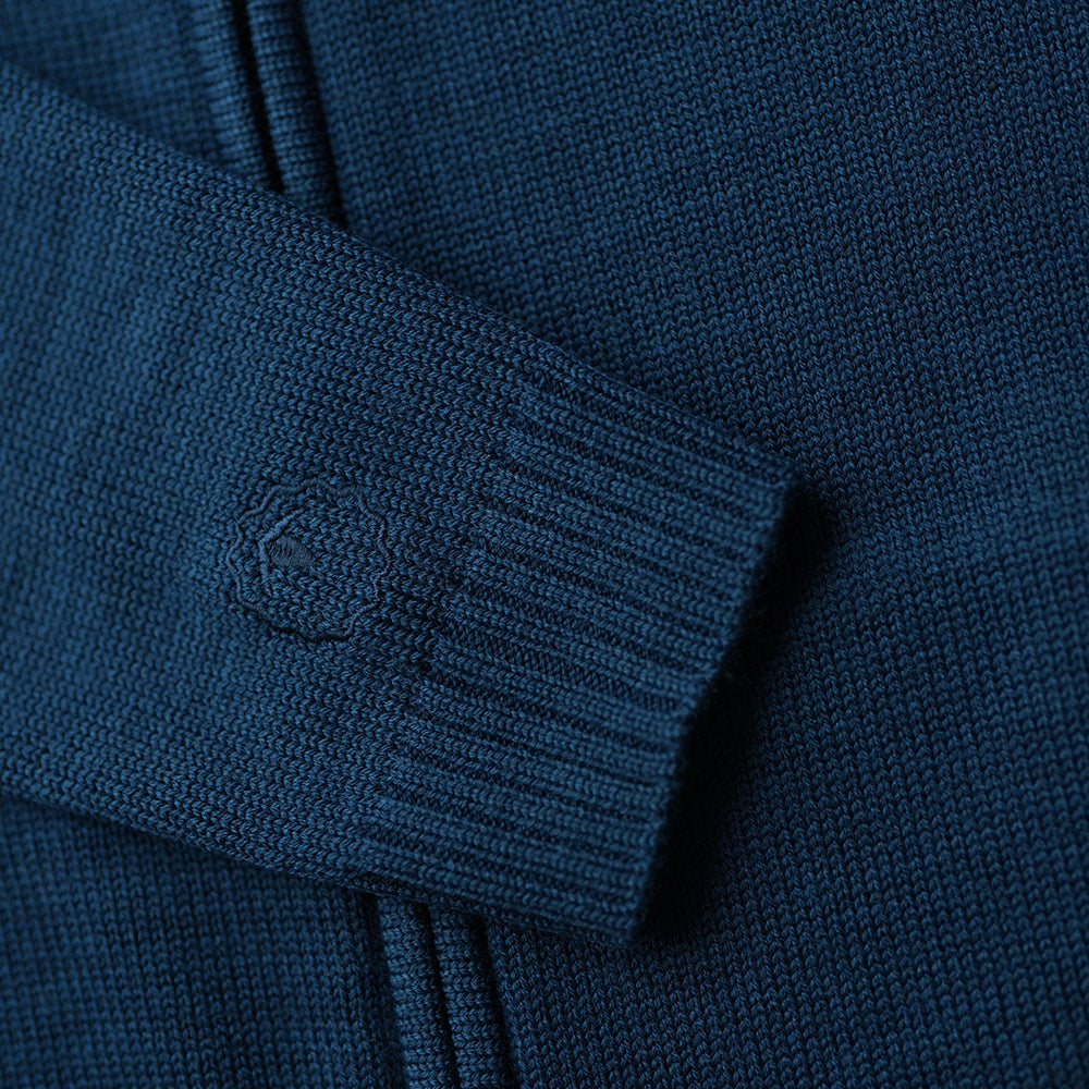 Isobaa | Mens Merino Zip Sweater (Petrol) | Discover exceptional warmth, comfort, and everyday versatility with our extrafine Merino wool sweater.