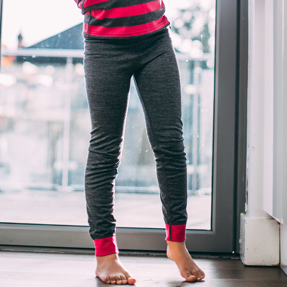 Isobaa | Junior Merino Blend 200 Leggings (Smoke/Fuchsia) | Gift all-day comfort and performance with Isobaa's Merino Wool tights.