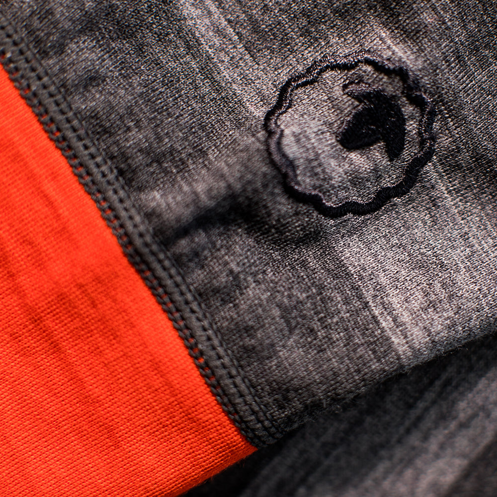 Isobaa | Kids Merino Blend 200 Leggings (Stripe Charcoal/Smoke) | Gift all-day comfort and performance with Isobaa's Merino Wool tights.