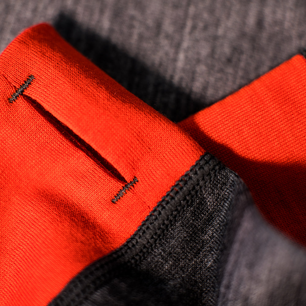 Isobaa | Kids Merino Blend 200 Long Sleeve Crew (Charcoal/Smoke) | Your child's new favorite top: warm, breathable, and always comfortable thanks to Isobaa's Merino Wool blend.
