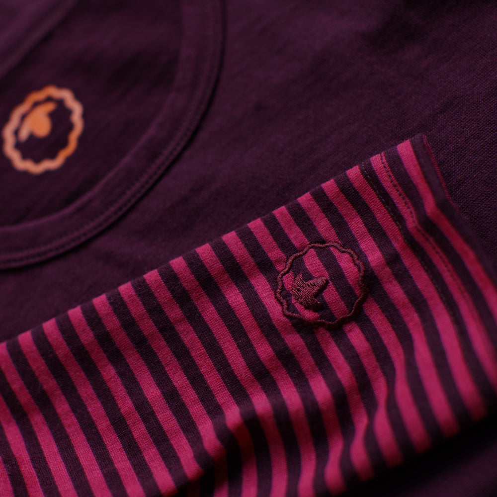 Isobaa | Womens Merino 180 Long Sleeve Crew (Stripe Wine/Fuchsia) | Get outdoors with the ultimate Merino wool long-sleeve top.