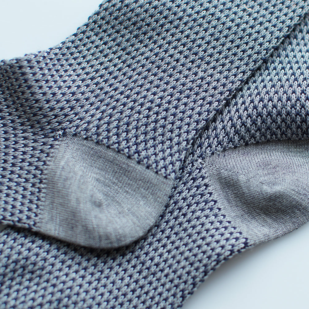 Isobaa | Merino Blend Moss Stitch Socks (Charcoal/Navy) | Isobaa's Merino blend moss-stitch socks are a must-have addition to your sock drawer with their cosy texture and natural Merino wool benefits.