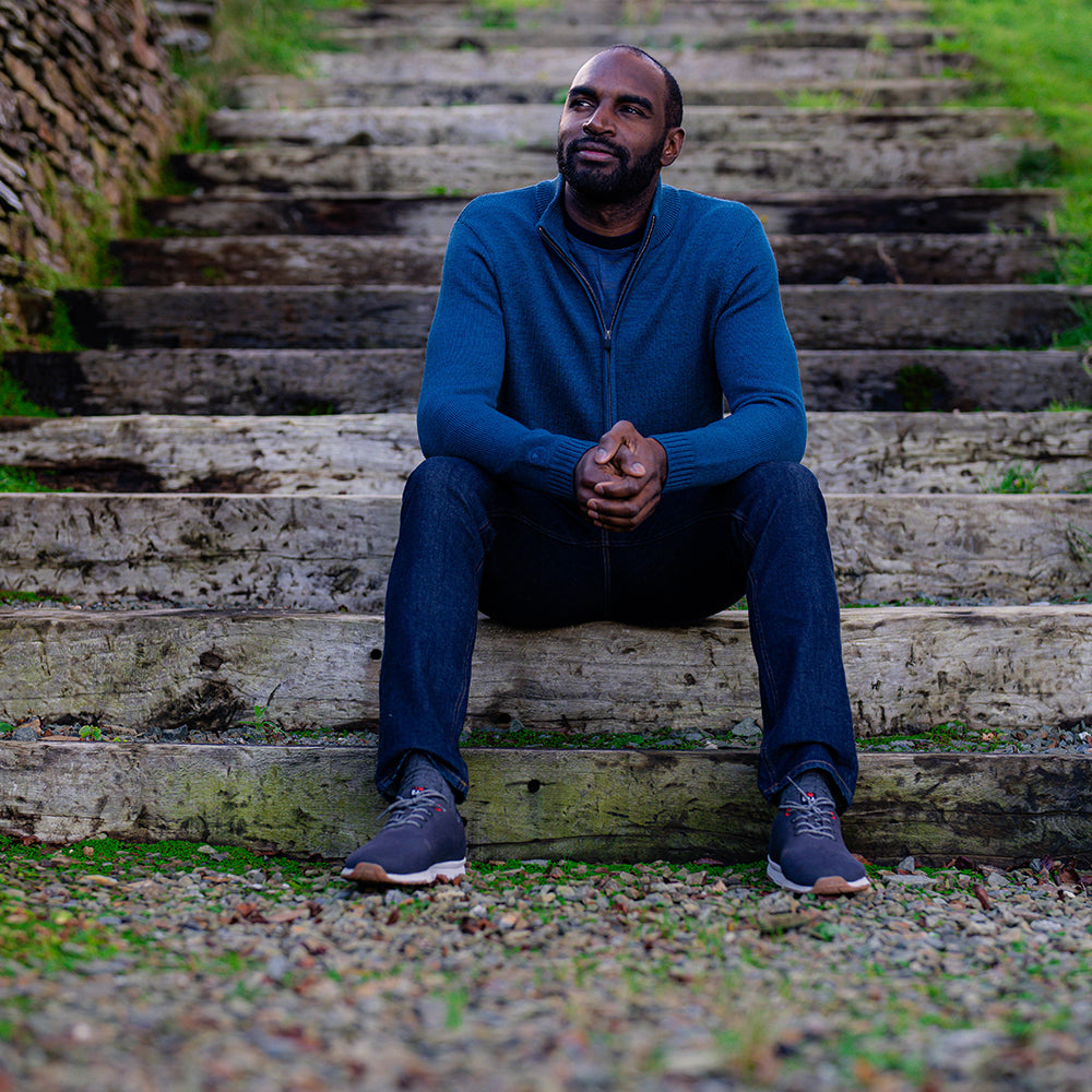 Isobaa | Mens Merino Zip Sweater (Petrol) | Discover exceptional warmth, comfort, and everyday versatility with our extrafine Merino wool sweater. | Model: Michael