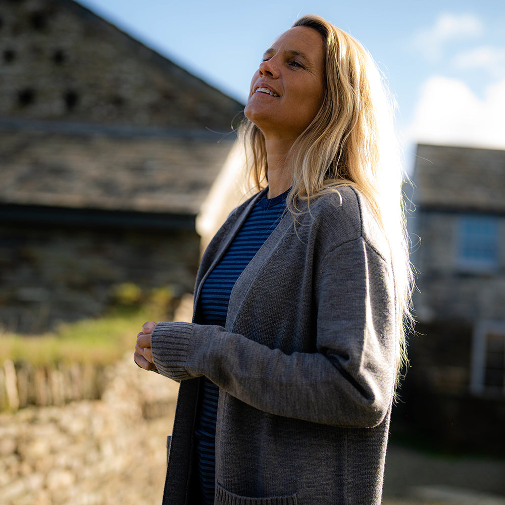Isobaa | Womens Merino Open Cardigan (Charcoal Melange) | Wrap yourself in pure comfort with Isobaa's extra-fine Merino cardigan. | Model: Amy