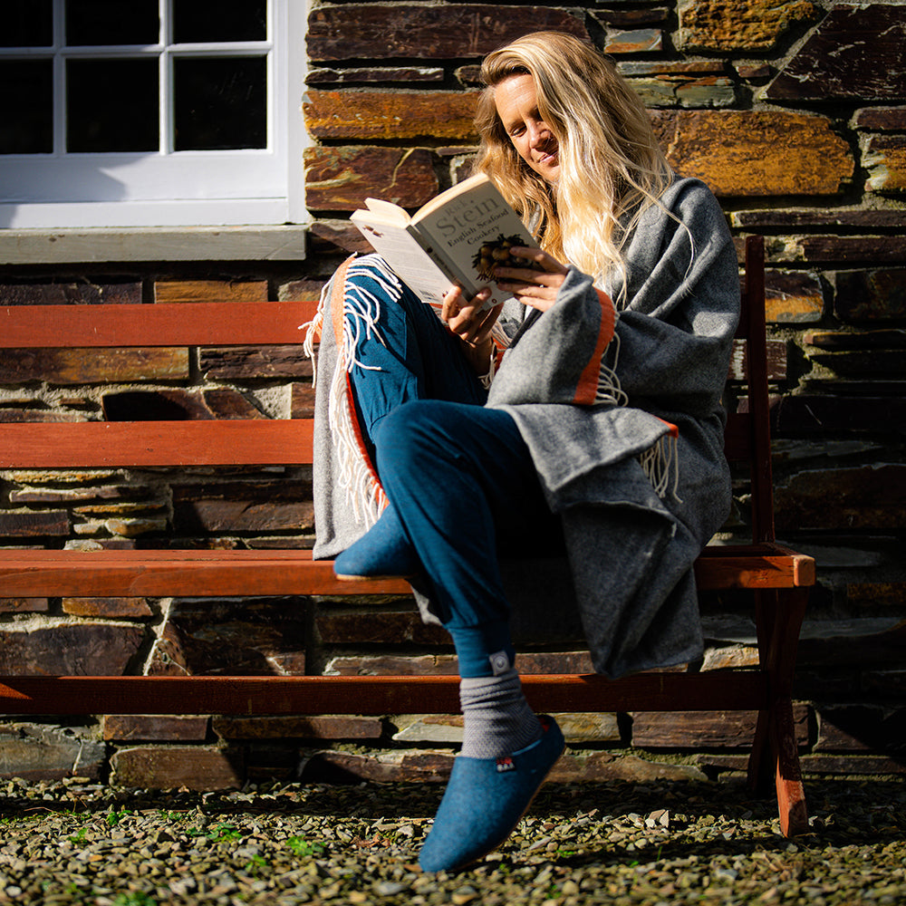 Isobaa | Womens Merino Blend 200 PJ Joggers (Petrol) | Our superfine Merino blend joggers. | Model: Amy