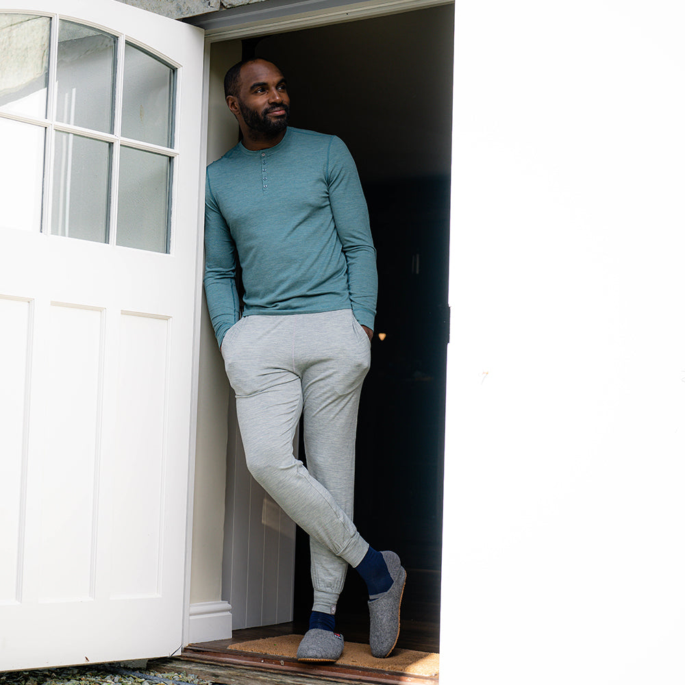 Isobaa | Mens Merino Blend 200 PJ Joggers (Cloud Melange) | Our superfine Merino blend joggers. | Model: Michael