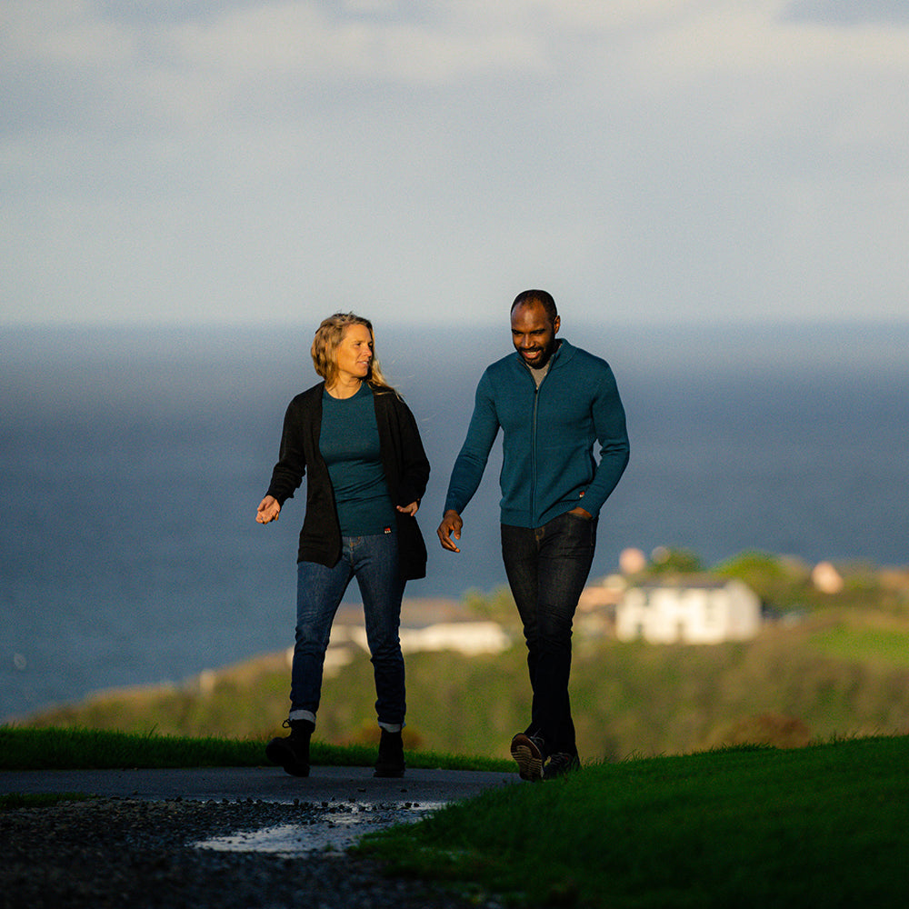 Isobaa | Womens Merino Open Cardigan (Black) | Wrap yourself in pure comfort with Isobaa's extra-fine Merino cardigan. | Model: Amy