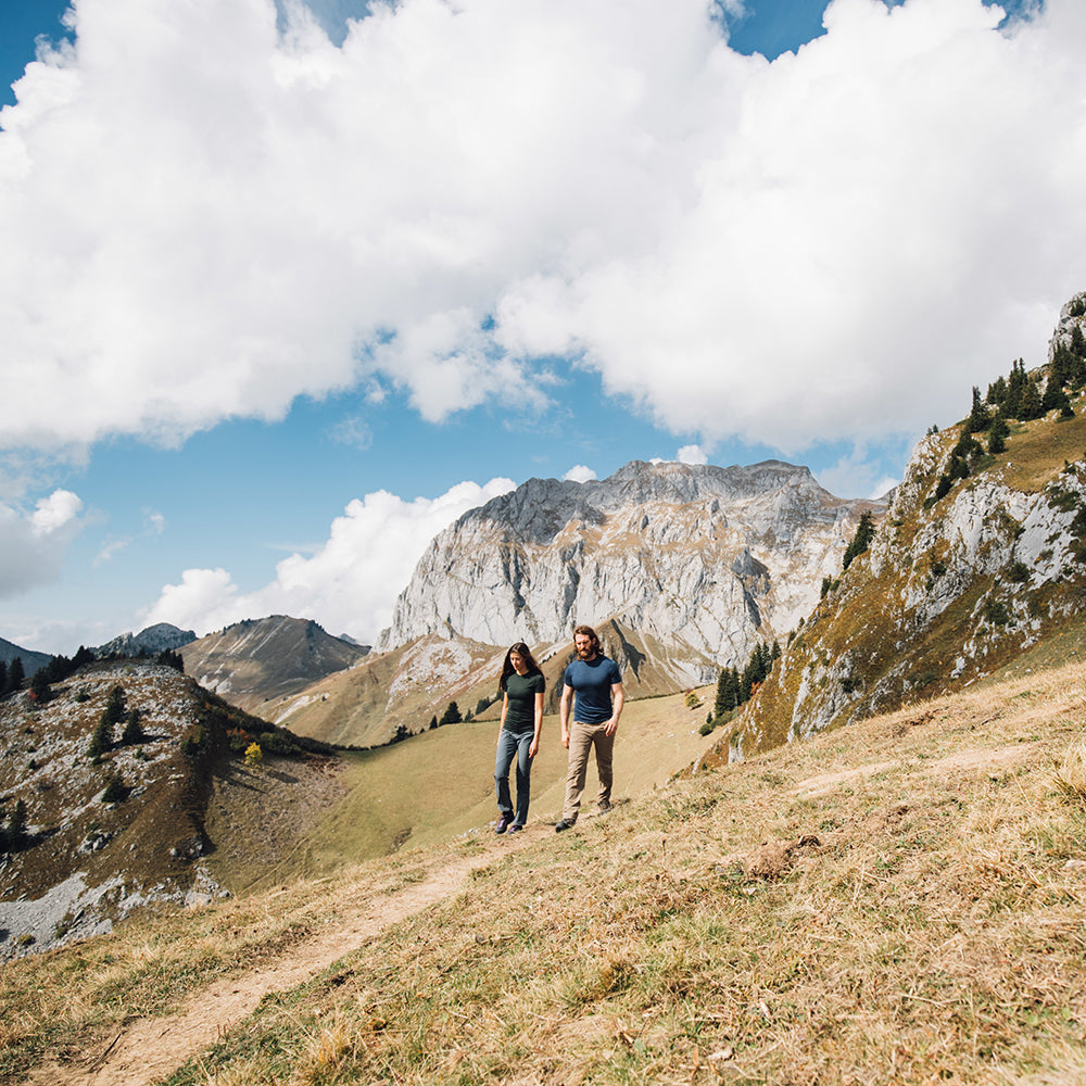 Isobaa | Mens Merino 150 Short Sleeve Crew (Denim) | Gear up for performance and comfort with Isobaa's technical Merino short-sleeved top. | Model: Craig