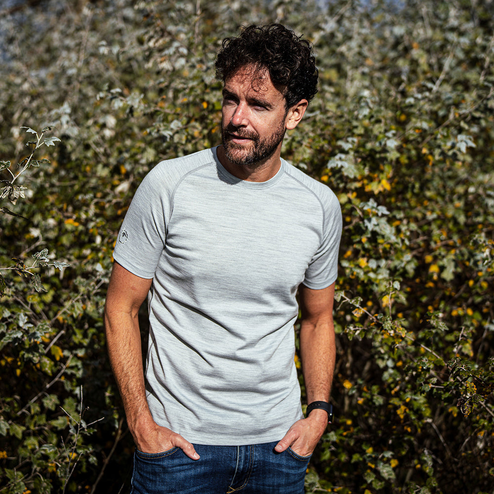 Isobaa | Mens IsoSoft 180 Short Sleeve Crew (Cloud) | Performance-driven Merino short-sleeved top. | Model: Leighton
