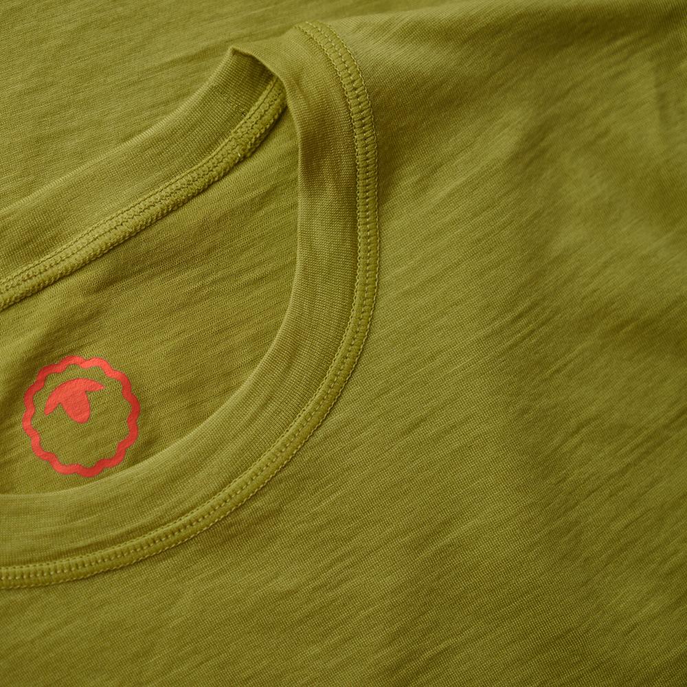 Isobaa | Mens Merino 150 Emblem Tee (Lime) | Conquer trails and city streets in comfort with Isobaa's superfine Merino T-Shirt.