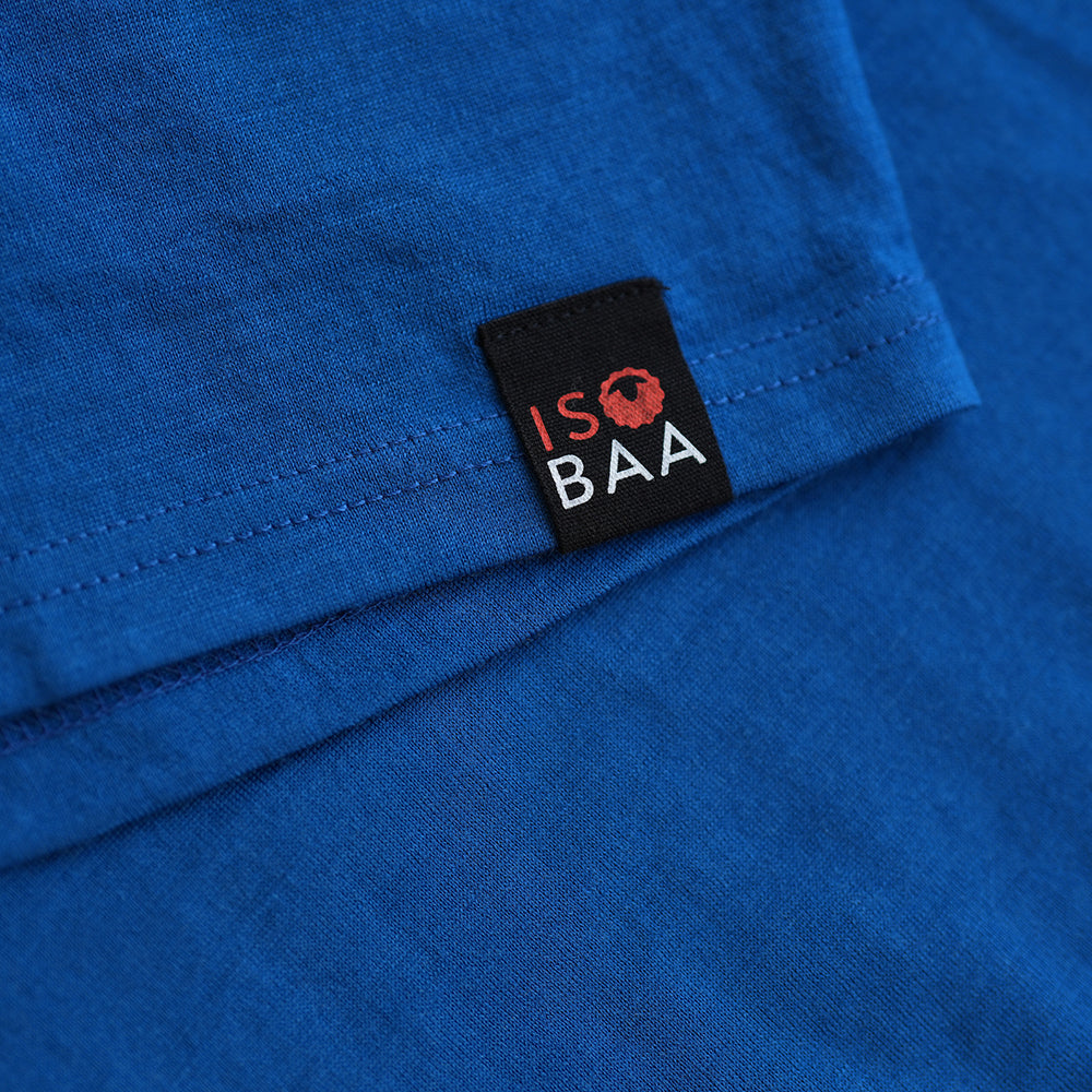 Isobaa | Mens Merino 180 Long Sleeve Crew (Blue) | Get outdoors with the ultimate Merino wool long-sleeve top.