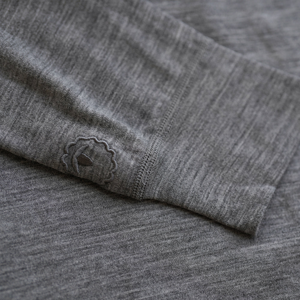 Isobaa | Mens Merino 200 Long Sleeve Zip Neck (Charcoal) | Experience the best of 200gm Merino wool with this ultimate half-zip top – your go-to for challenging hikes, chilly bike commutes, post-workout layering, and unpredictable weather.