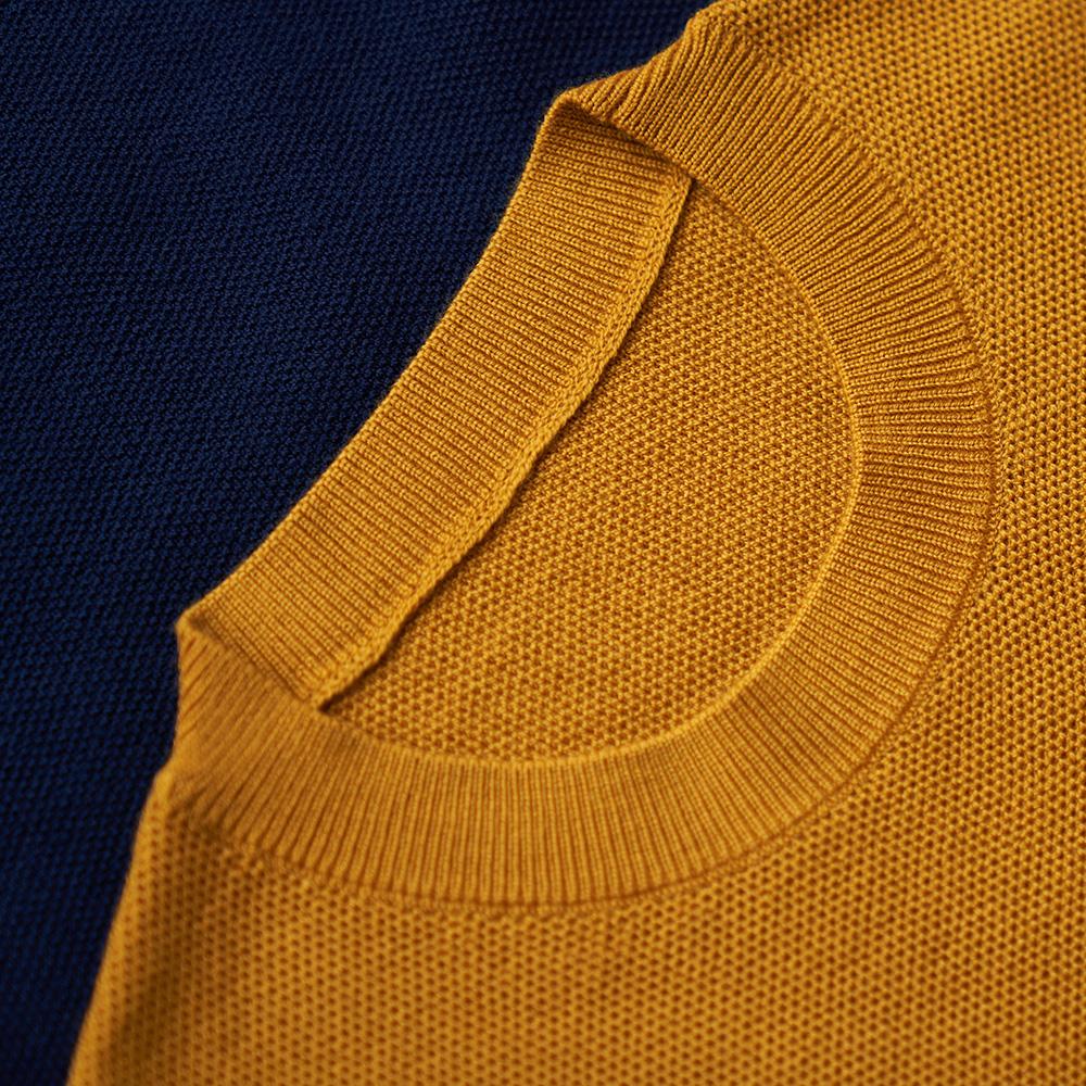 Isobaa | Mens Merino Honeycomb Sweater (Navy/Mustard) | The perfect blend of function and elegance in our extrafine 12-gauge Merino wool crew neck sweater.