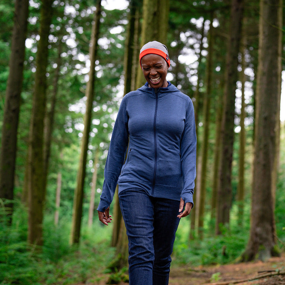 Isobaa | Merino 230 Beanie (Charcoal/Orange) | Isobaa's double-layered Merino beanie is your key to warmth & comfort in any season.