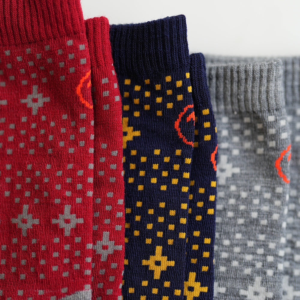 Isobaa | Merino Blend Festive Socks (3 Pack - Navy/Smoke/Red) | Festive feet await! Chase away the winter chill with Isobaa's Merino blend festive socks (3-pack).