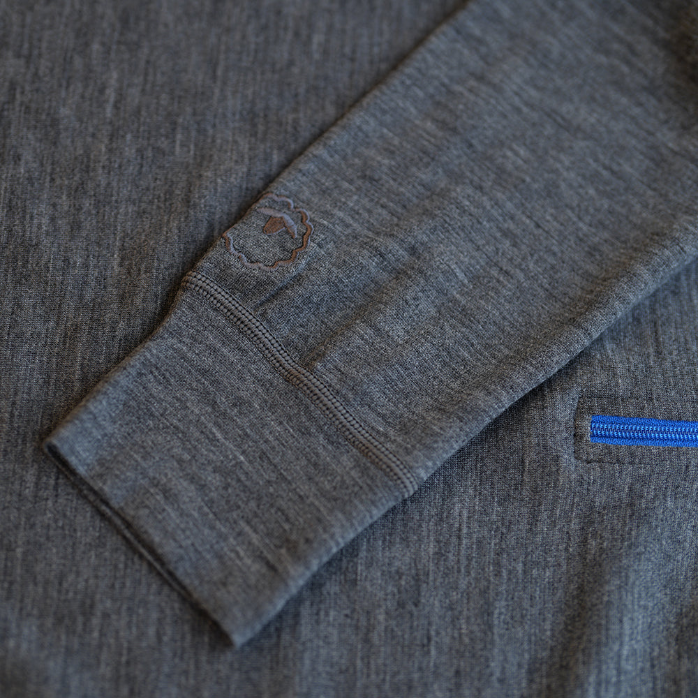 Isobaa | Womens Merino 200 Long Sleeve Zip Neck (Smoke) | Experience the best of 200gm Merino wool with this ultimate half-zip top – your go-to for challenging hikes, chilly bike commutes, post-workout layering, and unpredictable weather.
