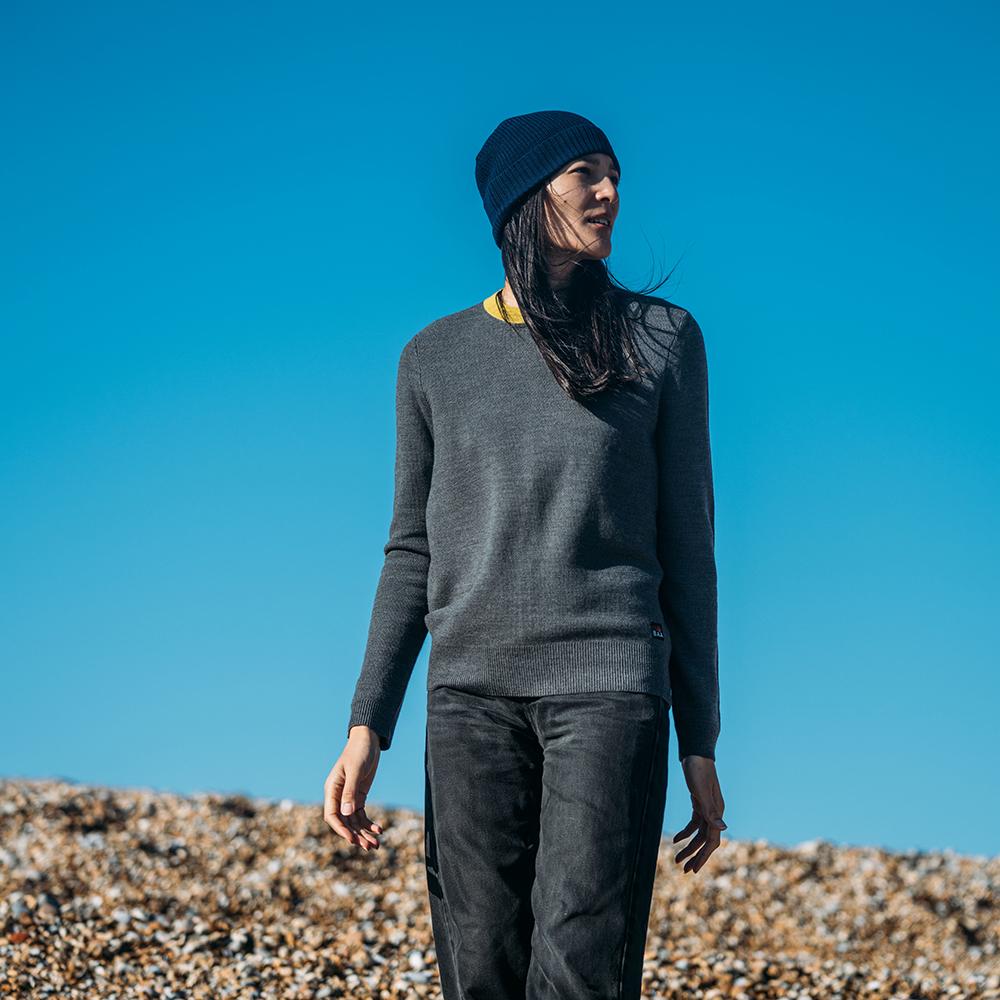 Isobaa | Womens Merino Honeycomb Sweater (Smoke/Lime) | The perfect blend of function and elegance in our extrafine 12-gauge Merino wool crew neck sweater. | Model: Jessica
