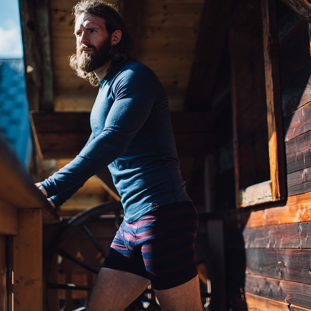 Isobaa | Mens Merino 180 Boxers (Navy/Wine) | Ditch itchy, sweaty underwear and discover the game-changing comfort of Merino wool boxers. | Model: Craig