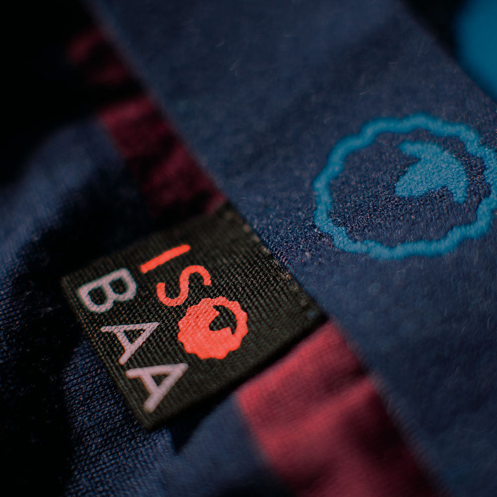 Isobaa | Mens Merino 180 Boxers (Navy/Wine) | Ditch itchy, sweaty underwear and discover the game-changing comfort of Merino wool boxers.